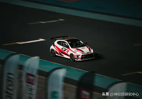 私家车每年2000公里高速免费？真实惠民还是资源错配？